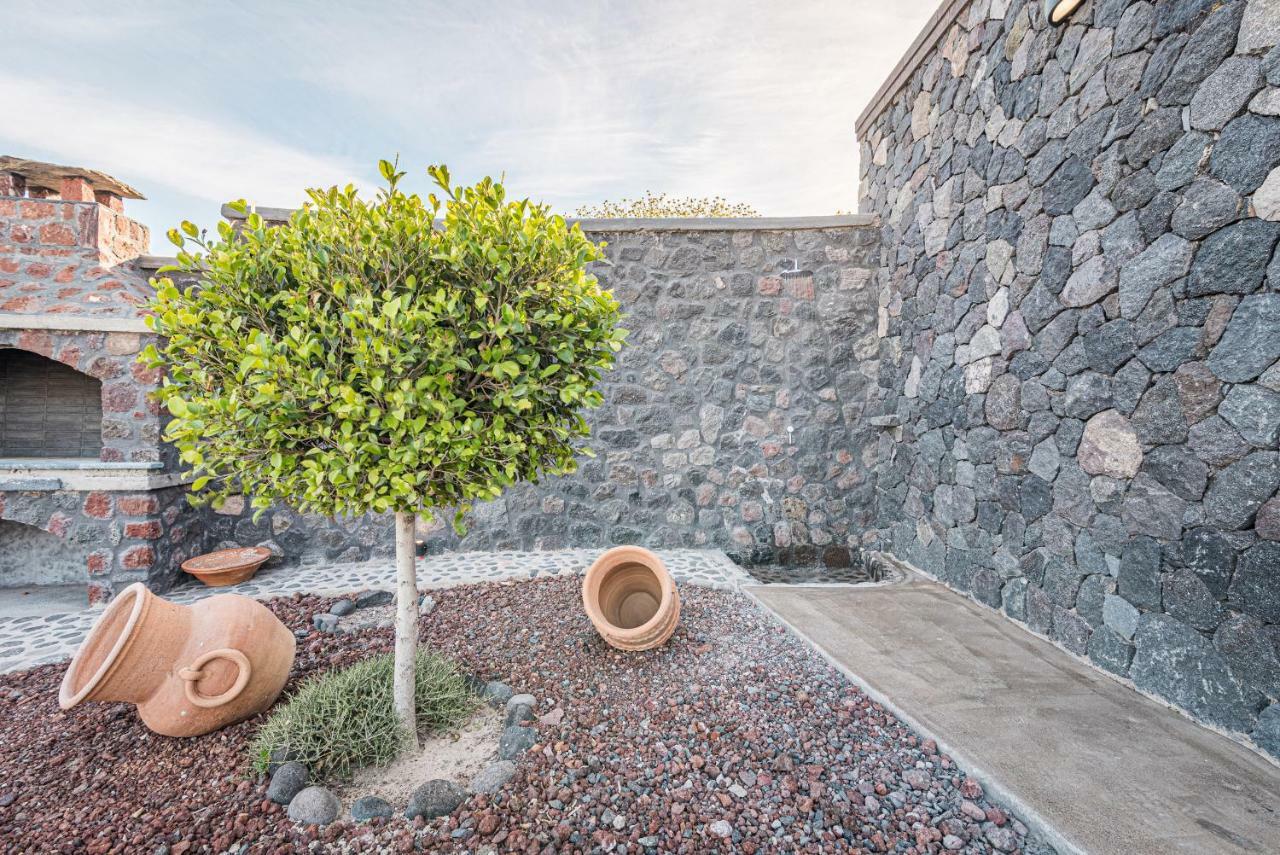 Klimata House - Private Jacuzzi Pool & Bbq Villa Vlychada Exterior photo